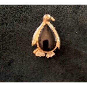 Vintage 10k Yellow Gold Black Onyx Diamond Penguin Brooch Pin
